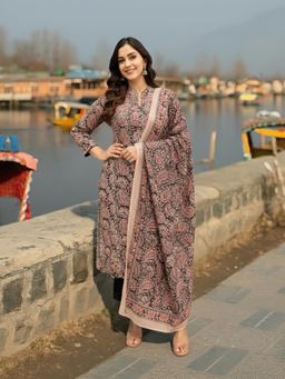 Gahan - Womens Black Rayon Blend Floral Printed Straight Kurta with Pant & Dupatta