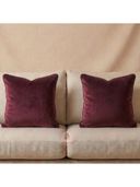 Maroon color option, Currently selected