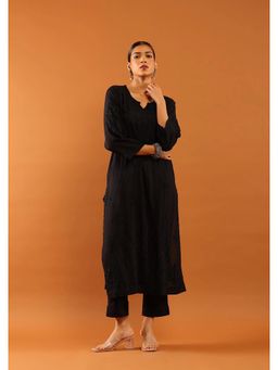 House of Chikankari - Fenal Modal Chikankari Solid Womens Straight Kurta with Pockets - Black