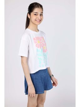 Wakai - Girls Graphic Printed Round Neck Crop T-Shirt
