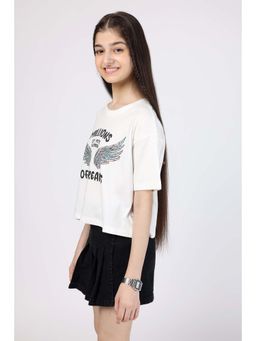 Wakai - Girls Graphic Printed Round Neck Crop T-Shirt