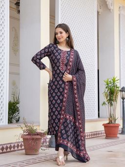 Vaamsi - Women Black Rayon Blend Floral Printed Straight Kurta, Pant & Dupatta (Set of 3)