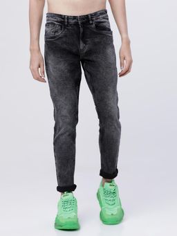 HIGHLANDER - Men Black Solid Mid-Rise Clean Look Jeans