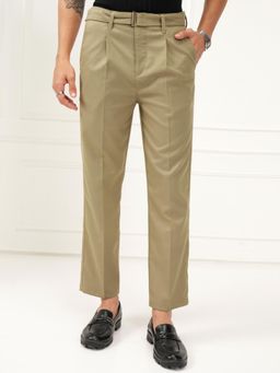 HIGHLANDER - Men Solid Pleated Trouser