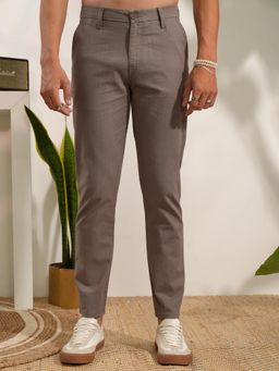 LOCOMOTIVE - Men Brown Premium Mid Rise Solid Trouser