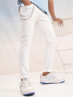 HIGHLANDER - Men Straight Fit Stretchable Jeans