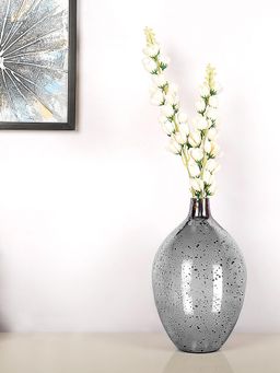 HomeTown - Diva Glass Vase in Black