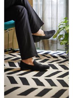 Coral Haze - Black Executive Mules