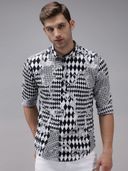 Black color option, Currently selected