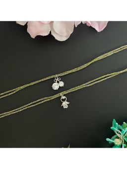 Digital Dress Room - White Rakhi with Lumba