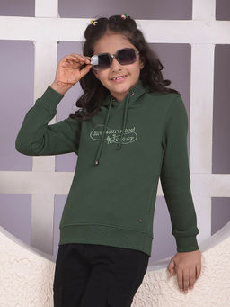 CRIMSOUNE CLUB - Girls Green Typographic Print Hooded Neck Hoodie