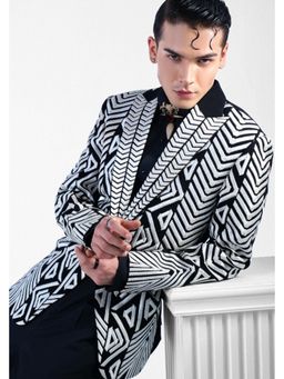 Gargee Designers - Gargee Designer'S Shaurya Black Tuxedo With Pant