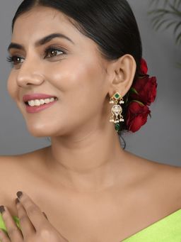 DASTOOR - Green & White Kundan Ethnic Earrings