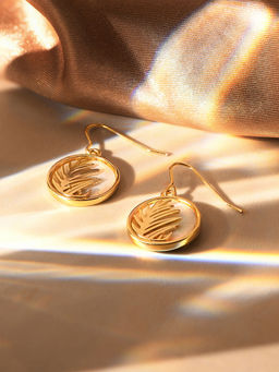 Accessorize London - Womens Gold Moonstone Circle Leaf Earring