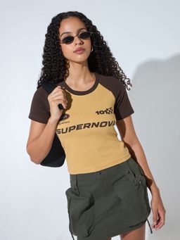 Outzidr - Women Beige Cotton Lycra Typography Bodycon Fit T-Shirt