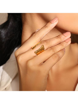 PRITA - Hammered Style Gold Plated Adjustable Ring