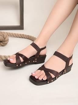 XE Looks - Women'S Brown Sandals