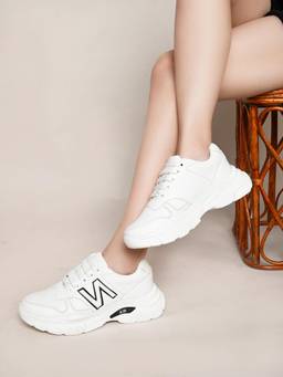 XE Looks - Women'S White Stylish Lace-Up Sneakers