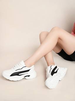 XE Looks - Women'S White Stylish Sneakers