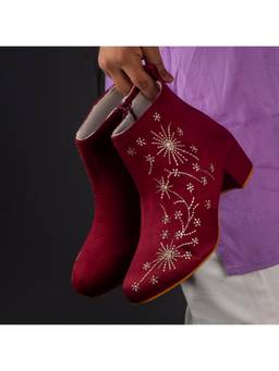 RETTROSE - Zeenat Embroidered Ankle Boots