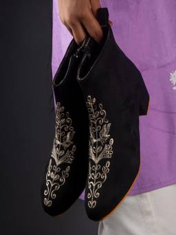 RETTROSE - Black Mehrunisa Ankle Boots