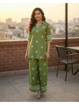Gahan - Green Rayon Digital Print Kurta & Palazzo