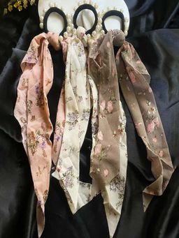 JEWELZ - Women Premium Pearl Scarf Floral Scrunchies