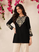 Black color option, Currently selected