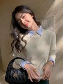 Beige color option, Currently selected