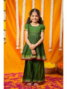 EKANTA - Ezhili Green Handloom Co-Ord Set