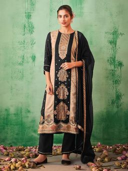 Janasya - Women Black Silk Blend Jacquard Straight Kurta with Pant & Dupatta (Set of 3)