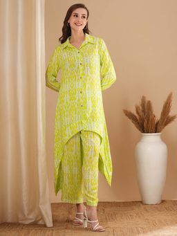 FASHOR - Ethnic Printed A-Line High Low Shirt Green Kurta with Pant (Set of 2)