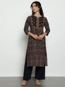 Black color option, Sold out, Currently selected