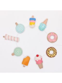 Kiyo Miyo - Multi-Color Felt Character Decor Bunting