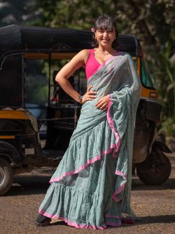 Suta - Women Green Cotton Printed Saree