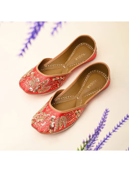 ROCIA - By Regal Red Women Embroidered Jutties