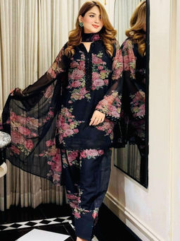 Mirraw - Floral Embroidered Black Georgette Kurta Set