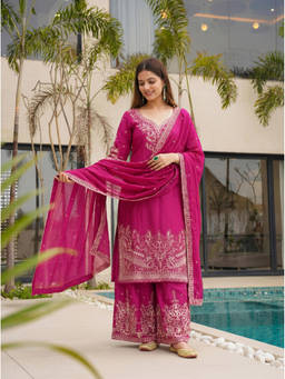 Mirraw - Pink Silk Blend Embroidered Kurta with Palazzo and Dupatta