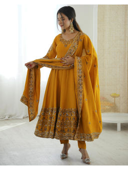 Mirraw - Mustard Silk Blend Floral Print Anarkali Kurta with Pant and Dupatta