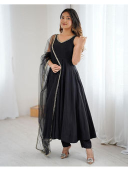 Mirraw - Elegant Black Silk Blend Anarkali Kurta with Pant and Dupatta