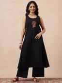 Black color option, Currently selected