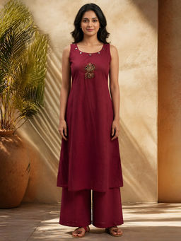 Vbuyz - Women'S Wine Solid Straight Cotton Stitched Kurta With Pant