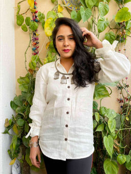 Sundarii - Storks - Handwoven Linen Shirt