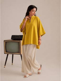 LAALZARI - Yellow Linen Three Fourth Sleeves Round Neck Plain Kaftan With Palazzo