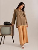 Brown color option