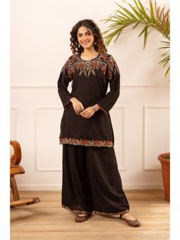 Autumnlane - Karen Charle Cotton Floral Embroidered Co-Ord Set