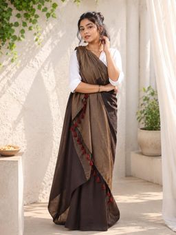 Niska - Multi-Color Cotton Colorblock Solid Saree With Unstitched Blouse