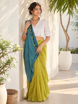 Niska - Green Cotton Colorblock Solid Saree With Unstitched Blouse