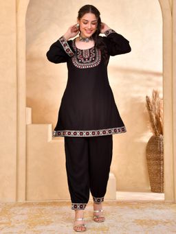 ARAMYA - Black Viscose Full Sleeves Round Neck Embroidered Kurta With Salwar