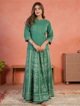 ARAMYA - Green Cotton Three Fourth Sleeves Round Neck Embellished Kurta With Skirts